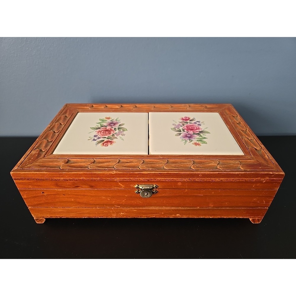 VINTAGE Carved Wood Jewelry Box Trinket Boxβ 2 Ceramic Tiles